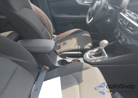 2023 Kia Forte Lxs z USA, uszkodzony, nr VIN 3KPF24AD6PE611746